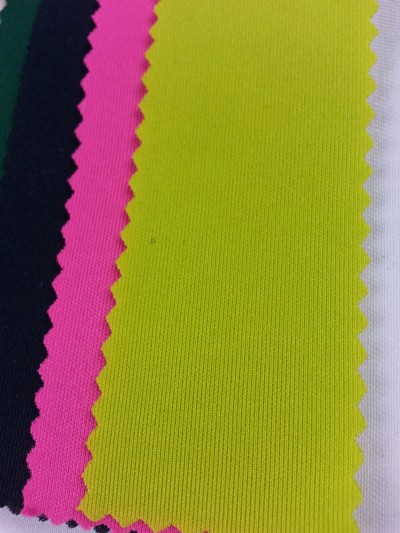 HK-XGFG 滌綸高彈隔層運動布 SA080 細節-1